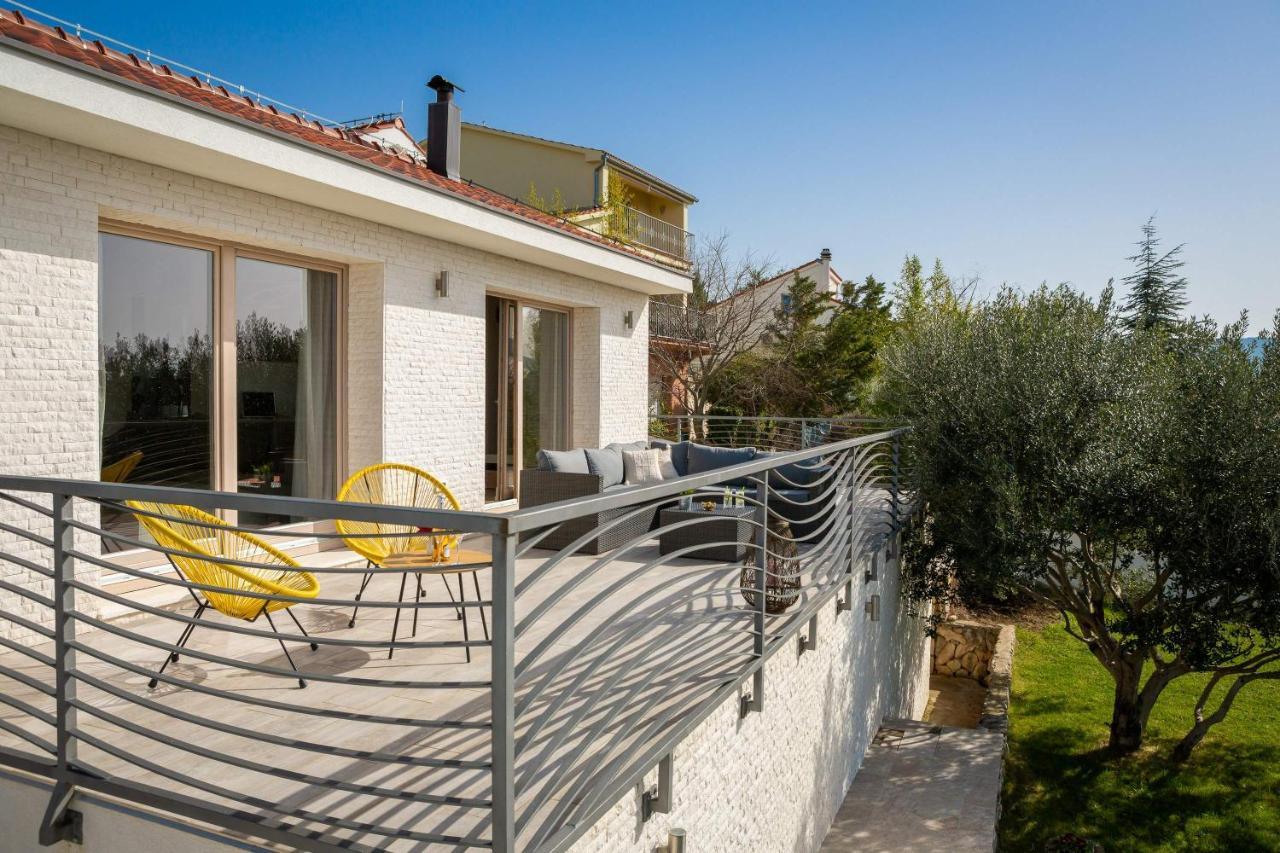 Villa Tela With Pool Zaboric Esterno foto